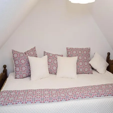 Apartment In Countryside 5 Km From The Sea, Cleaning Included Ferienhaus